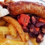 ReModelier, bistrou boem de hamburgeri si salate in strada Gina Patrichi