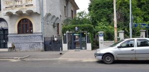 Strada Paris, in capatul dinspre Piata Victoriei si Aviatorilor 8