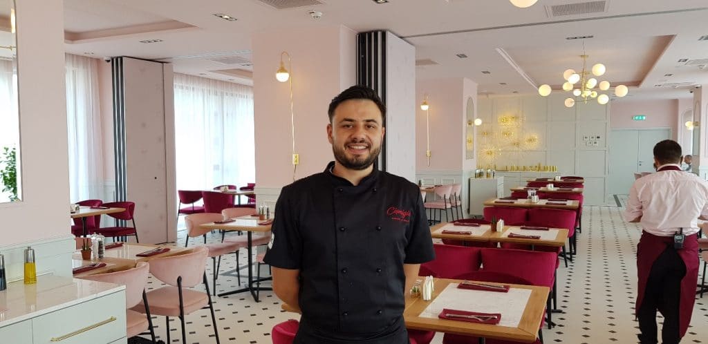 Cismigiu - Bistro la Etaj, restaurant la ultimul nivel al Hotelului Cismigiu