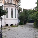 Dumbrava Rosie cu ceainaria cafenea boema Serendipity in Bucuresti