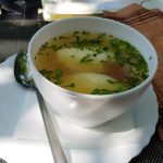 La Cocosu Rosu, restaurant traditional romanesc in cartierul Militari din Bucuresti