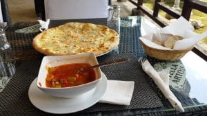 La Plage Club si Buddha Bar, terasa in club cu piscina in Otopeni