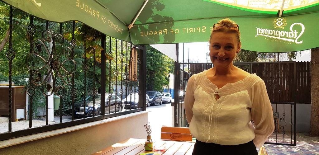 Mancare cu Staif, restaurant popular la Podul Baneasa in Bucuresti