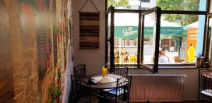 Mancare cu Staif, restaurant popular la Podul Baneasa in Bucuresti