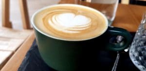 Meron, cafenea clujeana in Bucuresti, pe Brezoianu