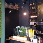 Meron, cafenea in Centrul Vechi, pe Brezoianu aproape de Palatul Universul