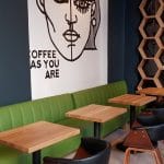 Meron, cafenea in Centrul Vechi, pe Brezoianu aproape de Palatul Universul