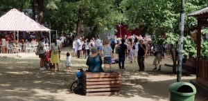 Parcul Cismigiu din Bucuresti, cu restaurantul Monte Carlo