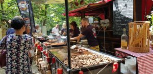 Parcul Cismigiu din Bucuresti, cu restaurantul Monte Carlo