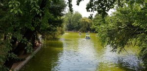 Parcul Cismigiu din Bucuresti, cu restaurantul Monte Carlo