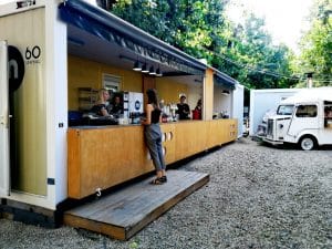 Spatiul M60, terasa boema in Piata George Enescu din Bucuresti