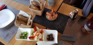 Ublo Caffe, bistrou cu bucatarie urbana si cafenea in strada Clucerului