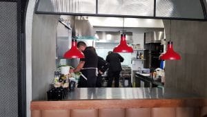 Vibes 19, restaurant cu bucatarie urbana moderna in Centrul Vechi