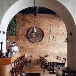 Vibes 19, restaurant cu bucatarie urbana moderna in Centrul Vechi