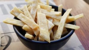 Vibes 19, restaurant cu bucatarie urbana moderna in Centrul Vechi