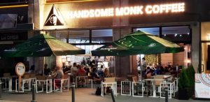 Handsome Monk Coffee, cafenea pe Calea Victoriei in Centrul Vechi