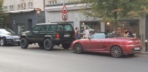 Piata Dorobantilor cu parculetul din Rond si cu Ai Sushi Bar