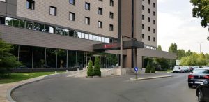 Ramada Parc, Ramada Plaza, Crowne Plaza in bulevardul Poligrafiei