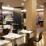 Red Pepper, restaurant in hotelul Ramada Plaza