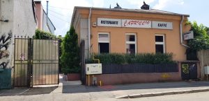 Strada Icoanei cu restaurantul Capriccio si Biserica Icoanei