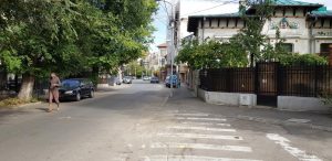 Strada Icoanei cu restaurantul Capriccio si Biserica Icoanei