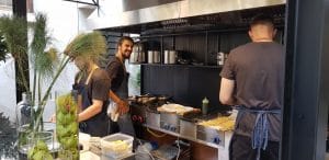 Terasa restaurantului Maize din strada Paris - deschiderea