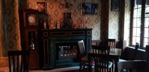 The Temple Social Pub, restaurant cu terasa rooftop in Bv Marasesti