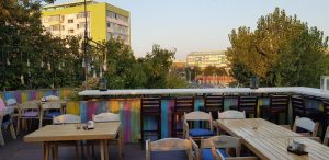 The Temple Social Pub, restaurant cu terasa rooftop in Bv Marasesti
