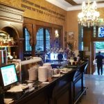 The Temple Social Pub, restaurant cu terasa rooftop in Bv Marasesti