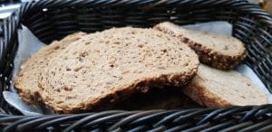 The Temple Social Pub, restaurant cu terasa rooftop in Bv Marasesti