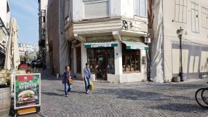 Centrul Vechi la Biserica Sfantul Gheorghe si Hanu lui Manuc, cu Lacrimi si Sfinti