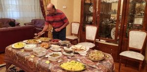 Cina indiana pregatita de foarte seriosul Sapta Sheel si adorabila lui sotie Anca