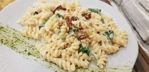 Cucinetta, bistrou italian de paste, pizza si alte mancaruri populare la Piata Floreasca