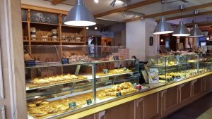 Le Grenier a Pain. bistrou, brutarie si patiserie frantuzeasca in Nicolae Caranfil