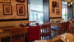 Le Grenier a Pain. bistrou, brutarie si patiserie frantuzeasca in Nicolae Caranfil