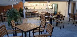 Mahalaua Caramidarilor, restaurant multicuisine la Caramidari, cartierul Tineretului