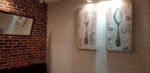 Mahalaua Caramidarilor, restaurant multicuisine la Caramidari, cartierul Tineretului