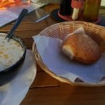 Mahalaua Caramidarilor, restaurant multicuisine la Caramidari, cartierul Tineretului