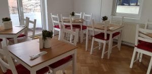 Maison des Crepes Aviatorilor, bistroul frantuzesc de clatite la Charles de Gaulle