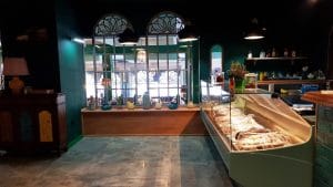 Mandaloun, restaurant libanez si international in Nicolae Caranfil