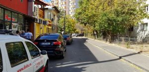 Strada Foisorului cu restaurantele indian Kumar's Agra Palace si chinezesc Ding Fu