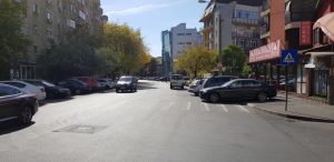 Strada Foisorului cu restaurantele indian Kumar's Agra Palace si chinezesc Ding Fu