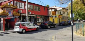 Strada Foisorului cu restaurantele indian Kumar's Agra Palace si chinezesc Ding Fu