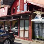 Strada Foisorului cu restaurantele indian Kumar's Agra Palace si chinezesc Ding Fu