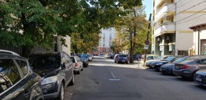 Strada Monetariei cu restaurantul Gargantua KSLF si Clubul Taranului MTR