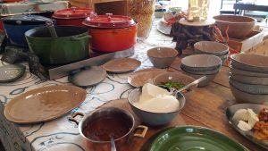 The Library, bistroul cu autoservire al magazinului Mobexpert din Pipera