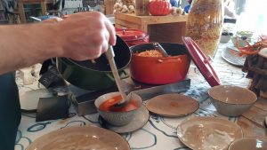 The Library, bistroul cu autoservire al magazinului Mobexpert din Pipera