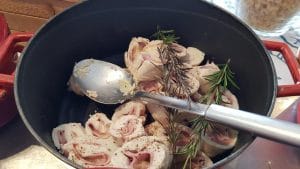 The Library, bistroul cu autoservire al magazinului Mobexpert din Pipera