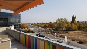 The Library, bistroul cu autoservire al magazinului Mobexpert din Pipera