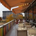 The Library, bistroul cu autoservire al magazinului Mobexpert din Pipera